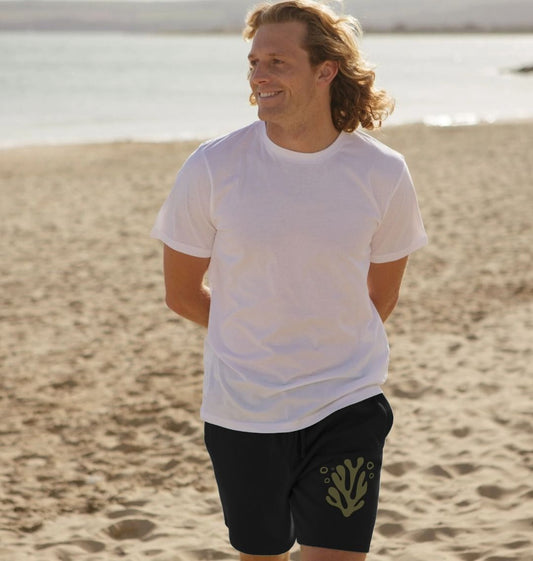 Men’s reefside jogger shorts with seaweed and coral reef graphic in black