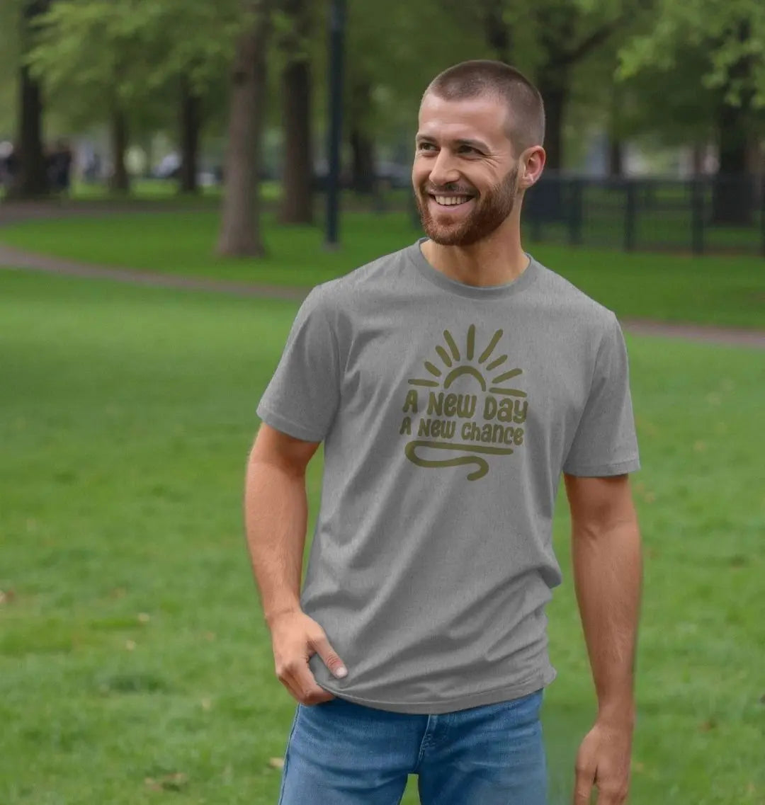 Inspirational explorer graphic tee for men in cotton crew neck style