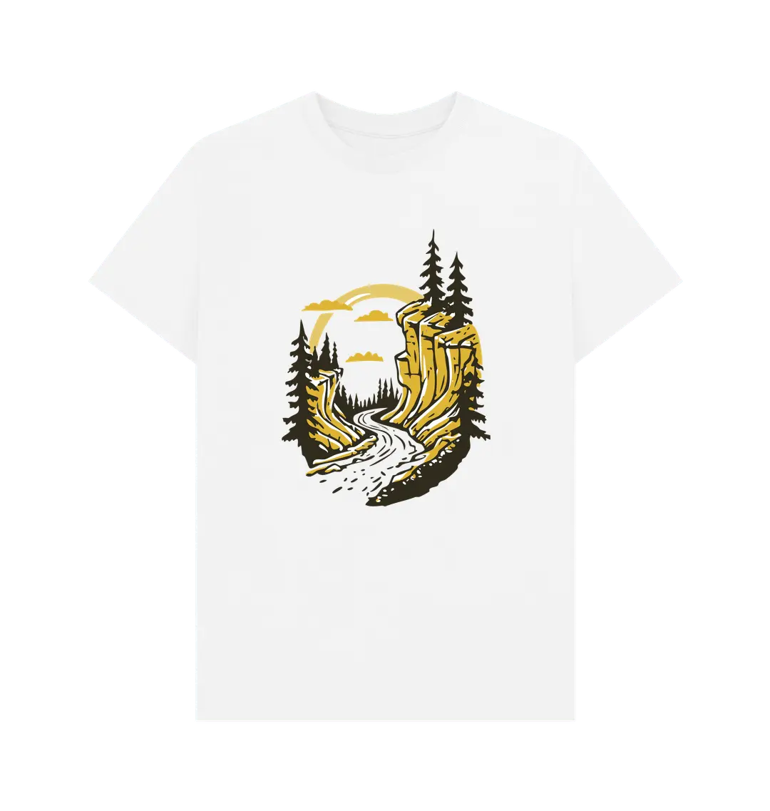 Sustainable men’s mountain hiking tee with winding path motif